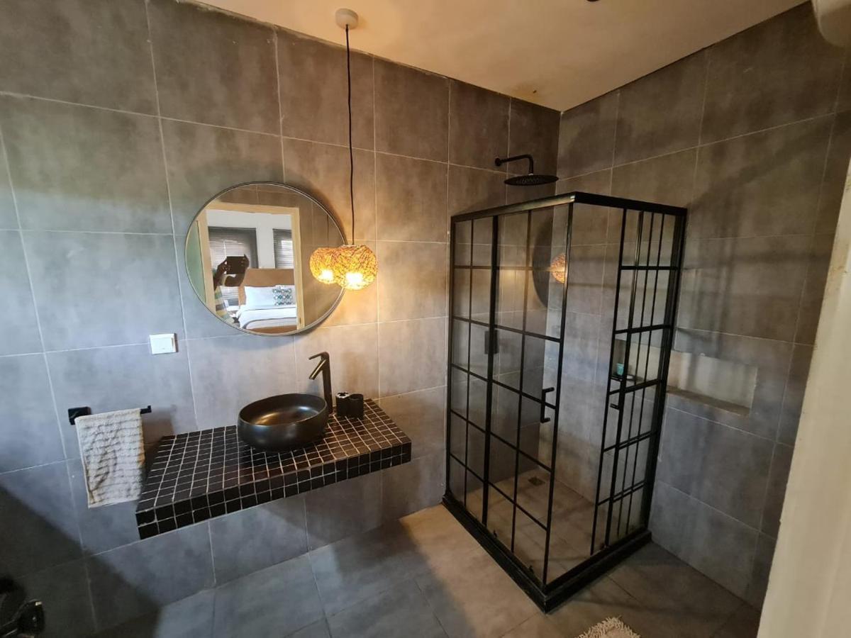 Serenity Residences & Spa - Kokrobite Beach Экстерьер фото