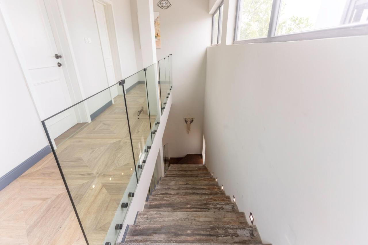 Serenity Residences & Spa - Kokrobite Beach Экстерьер фото