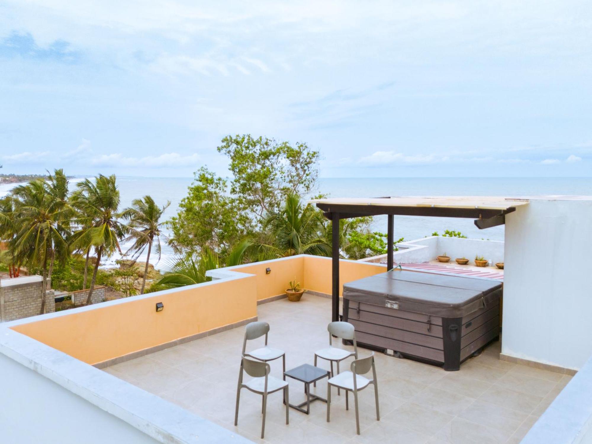 Serenity Residences & Spa - Kokrobite Beach Экстерьер фото